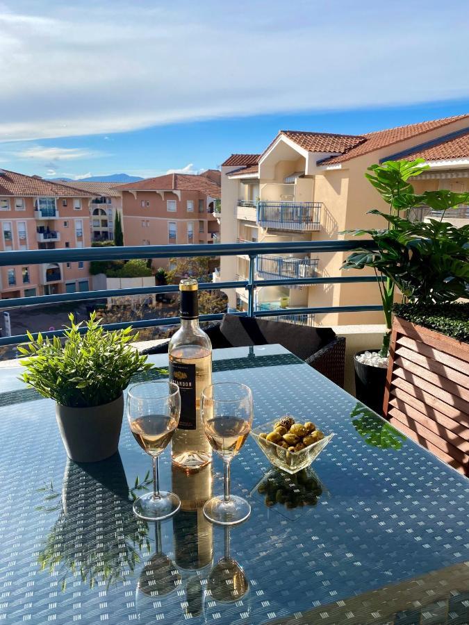 Port-Frejus, Le Paladien, Appartement 2 Pieces Climatise, Terrasse & Parking Ngoại thất bức ảnh