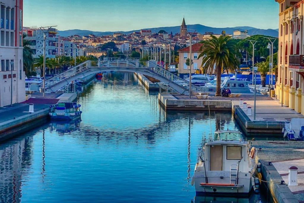 Port-Frejus, Le Paladien, Appartement 2 Pieces Climatise, Terrasse & Parking Ngoại thất bức ảnh