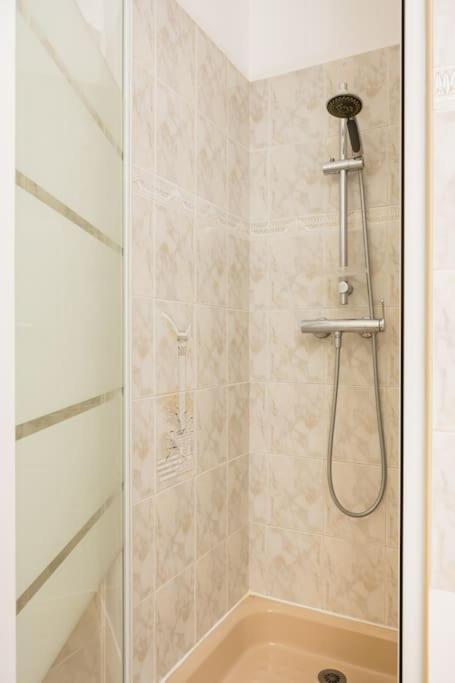 Port-Frejus, Le Paladien, Appartement 2 Pieces Climatise, Terrasse & Parking Ngoại thất bức ảnh