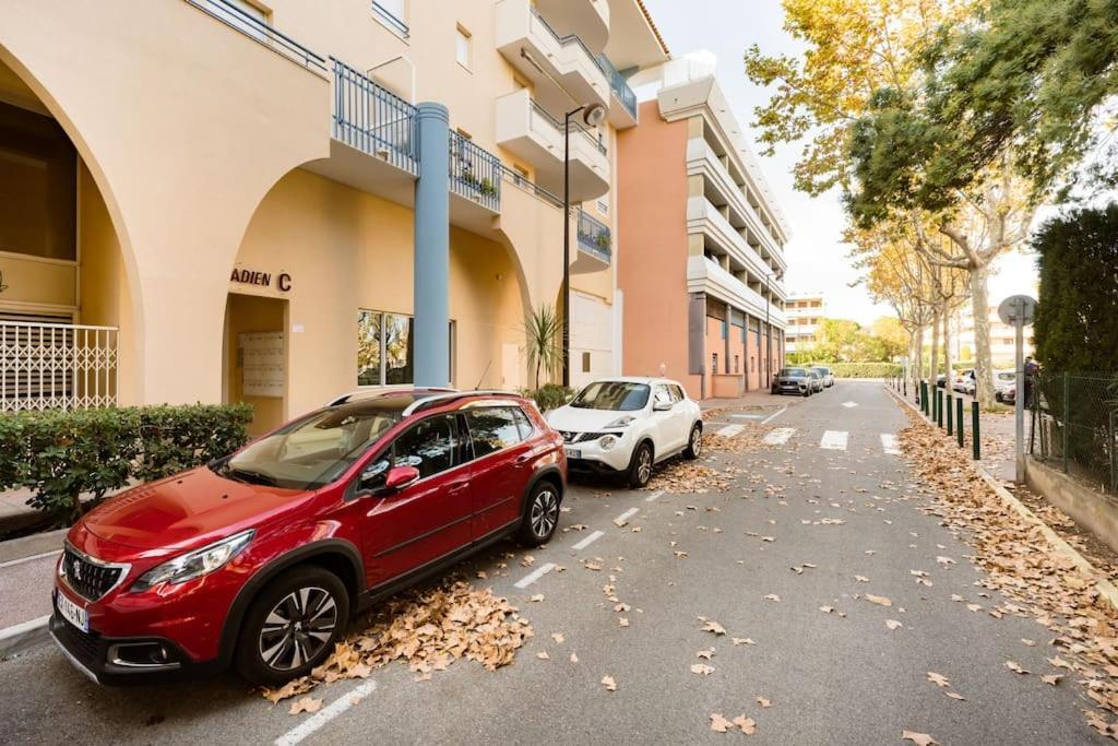 Port-Frejus, Le Paladien, Appartement 2 Pieces Climatise, Terrasse & Parking Ngoại thất bức ảnh